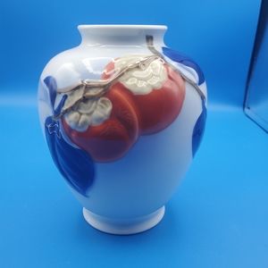 Vintage Fukagawa Seiji Vase